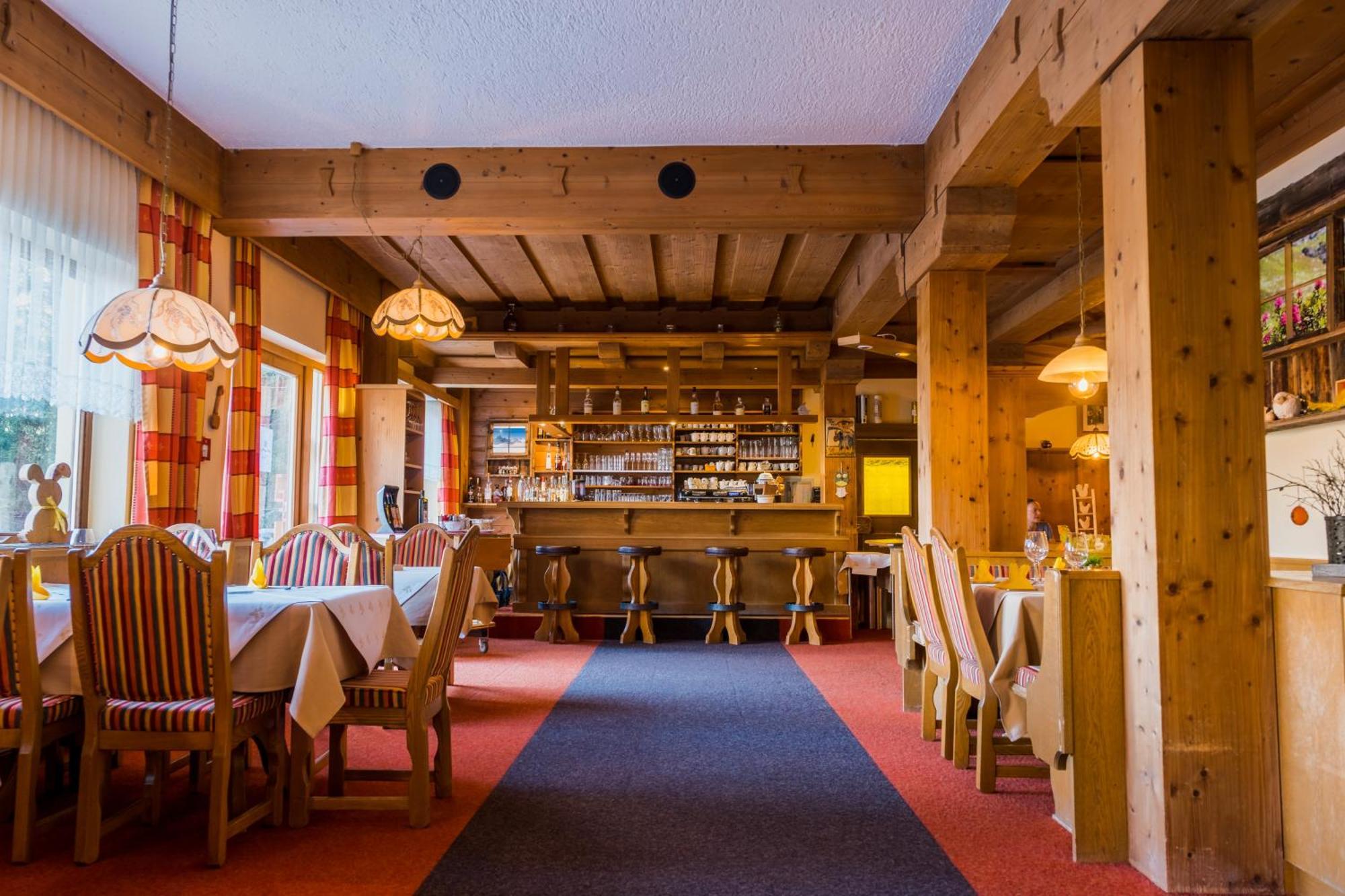 "Quality Hosts Arlberg" Hotel-Gasthof Freisleben Sankt Anton am Arlberg Esterno foto