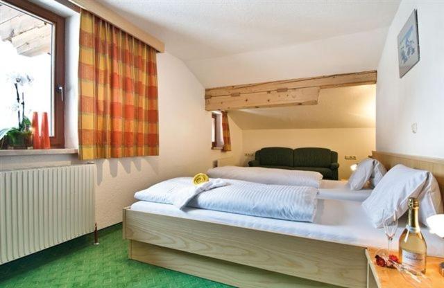 "Quality Hosts Arlberg" Hotel-Gasthof Freisleben Sankt Anton am Arlberg Esterno foto