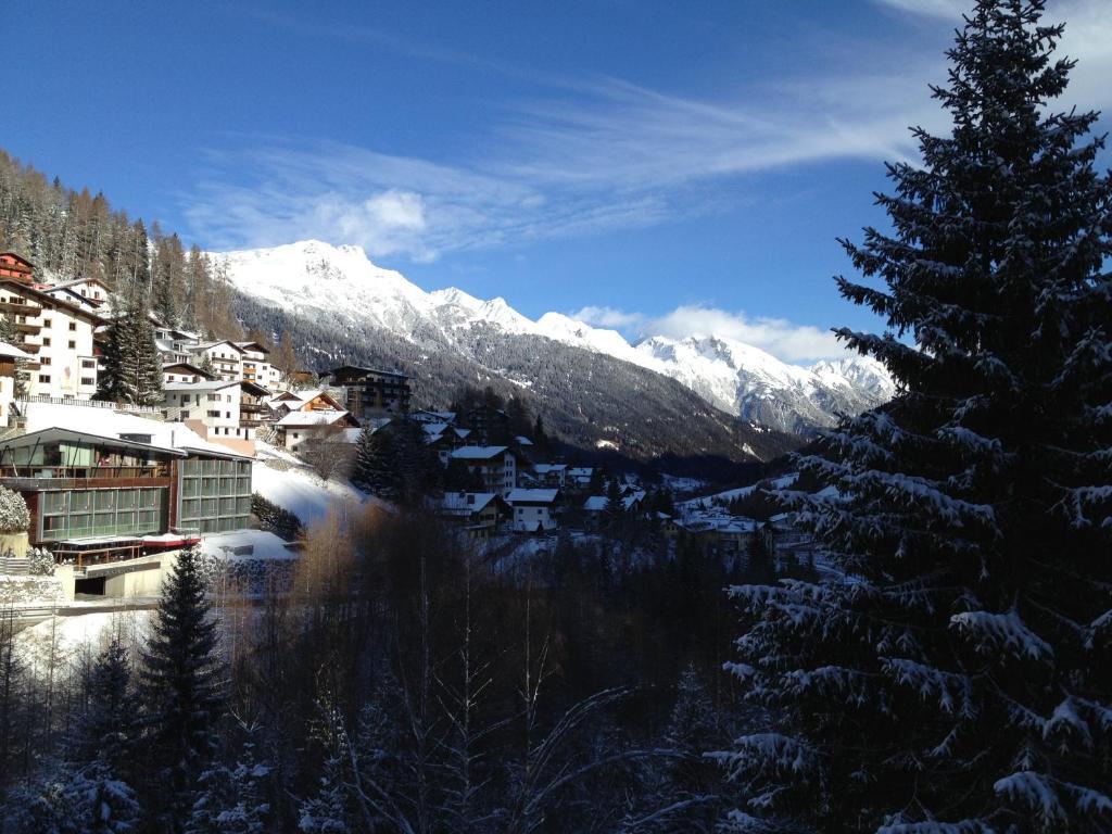 "Quality Hosts Arlberg" Hotel-Gasthof Freisleben Sankt Anton am Arlberg Esterno foto